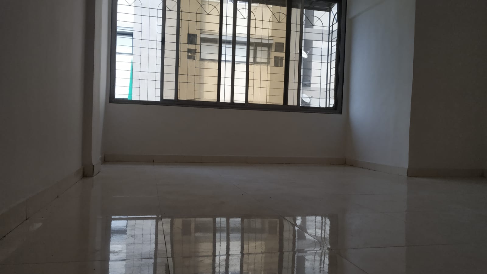2 BHK Apartment For Rent in Scindia Society