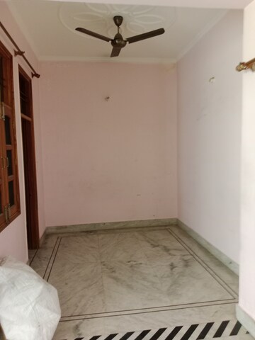 Room in 2 BHK Builder Floor at Huda – for Rent