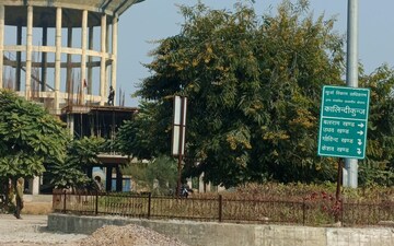 Plot For Sale in Kalindi Kunj
