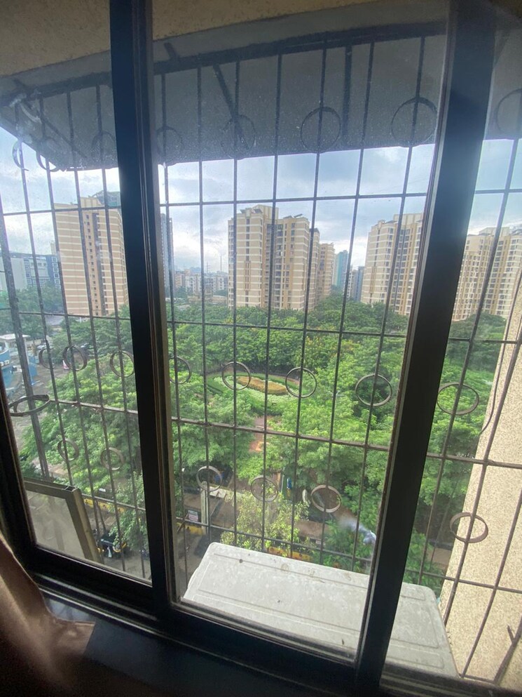 Balcony, hubtown-iris 1 Bedroom 650 Sq.Ft. Apartment In Mira Road Thane 8785395