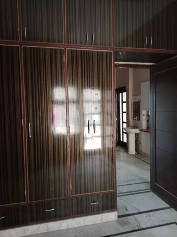Room in 2 BHK Builder Floor at Huda – for Rent