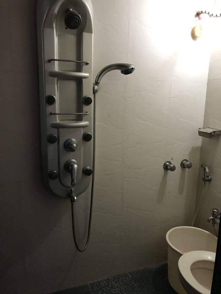 Master Bedroom, kaveri-chs-andheri-west 3.5 Bedroom 1200 Sq.Ft. Apartment In Andheri West Mumbai 8785410