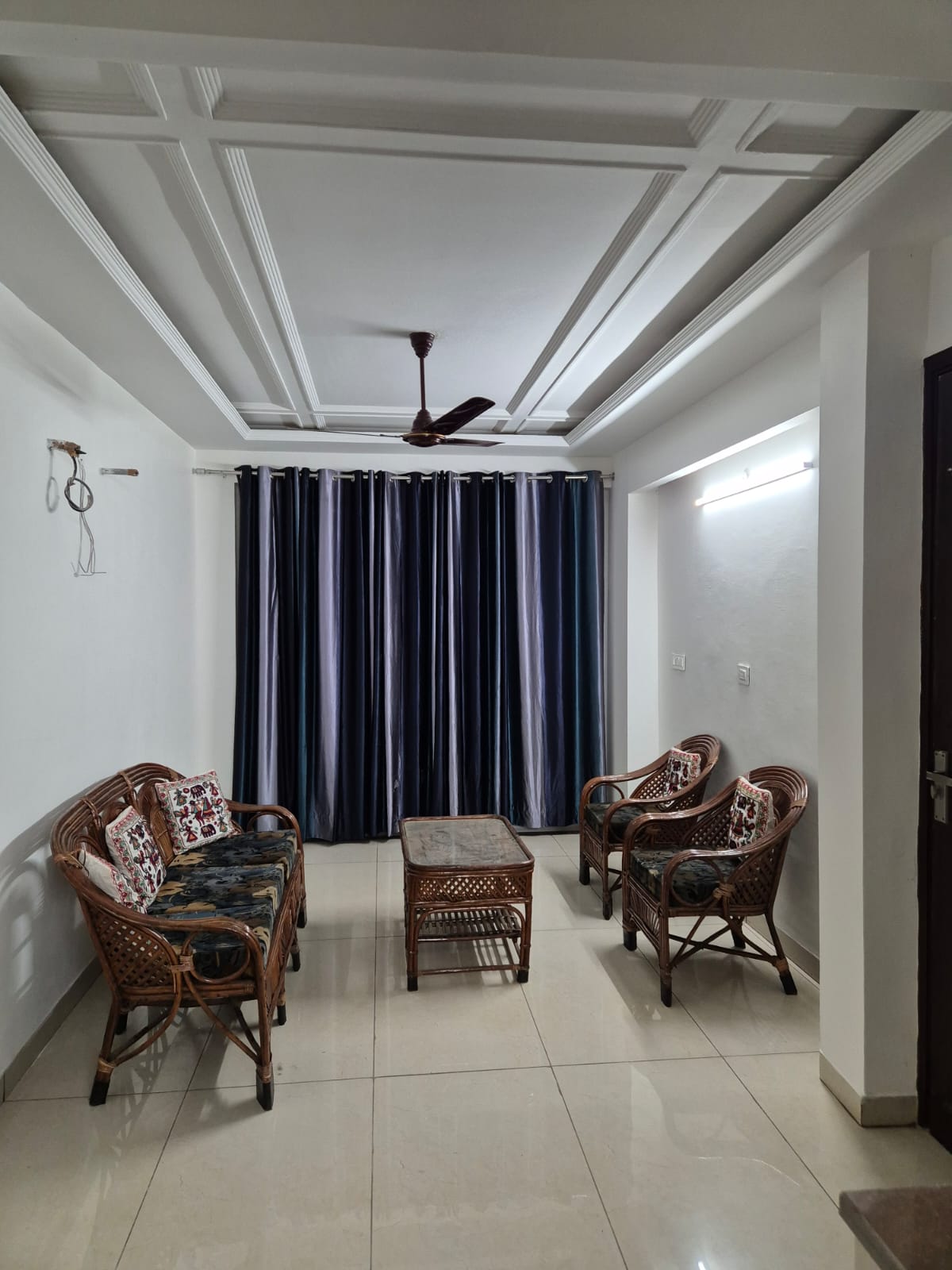 3 BHK Apartment For Rent in Green Valley Residencia