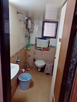 Bathroom in 3 BHK Apartment at Sanghvi Suri Rajendra Tower, Jogeshwari East – for Sale