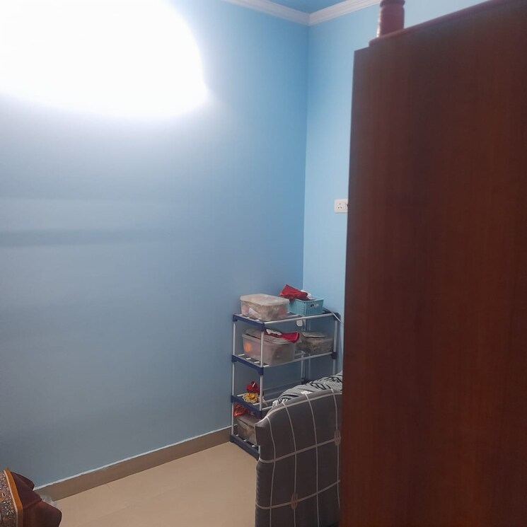 Room, mayur vihar 1 3.5 Bedroom 1250 Sq.Ft. Apartment In Mayur Vihar 1 Delhi 8785419