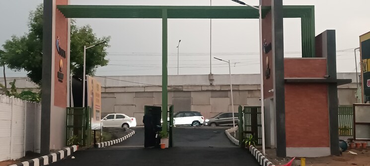  Parking, kanchipuram  1800 Sq.Ft. Plot In Kanchipuram Chennai 8785424