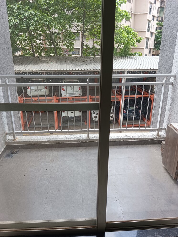 Balcony, seasons-orchid 1 Bedroom 460 Sq.Ft. Apartment In Kalyan West Thane 8785438