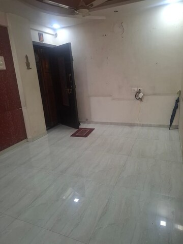 2 BHK Apartment For Rent in Kashish Park Apartment, Lal Bahadur Shastri Road