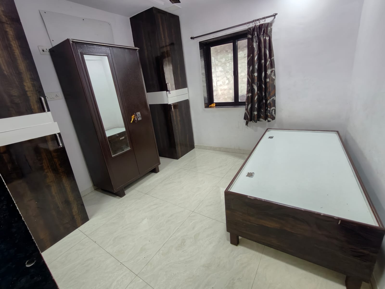 2 BHK Apartment For Rent in Neo Shastri Nagar CHS