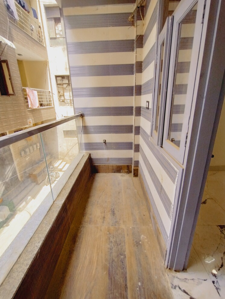 Balcony, uttam nagar west 1 Bedroom 400 Sq.Ft. Builder Floor In Uttam Nagar West Delhi 8785468