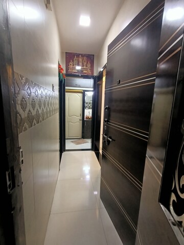Furnished Amenities in 2 BHK Apartment at Dombivli West – for Rent