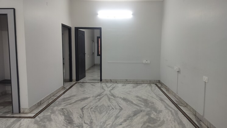 Room, jubilee hills 3 Bedroom 1800 Sq.Ft. Apartment In Jubilee Hills Hyderabad 8785545