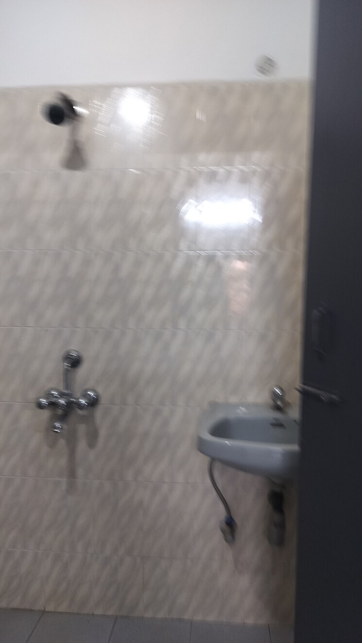 Bathroom, jubilee hills 3 Bedroom 1800 Sq.Ft. Apartment In Jubilee Hills Hyderabad 8785545