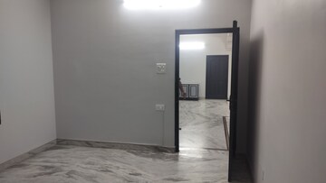 Room in 3 BHK Apartment at Jubilee Hills – for Rent