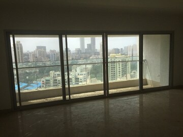 Room in 3 BHK Apartment at Oberoi Exquisite Goregaon, Goregaon East – for Sale
