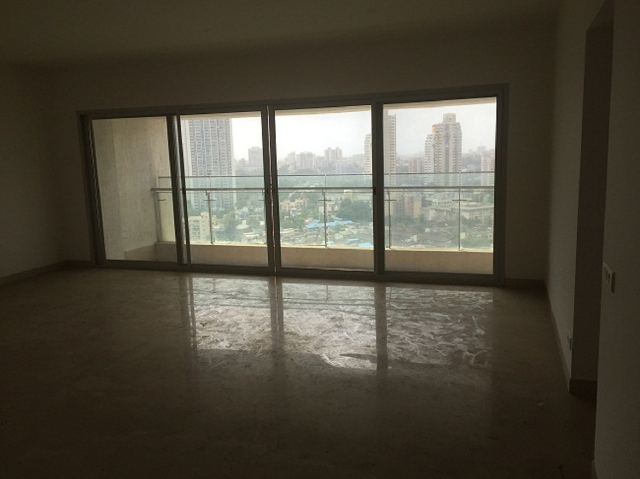 3 BHK + Servant Room Apartment For Sale in Oberoi Exquisite Goregaon