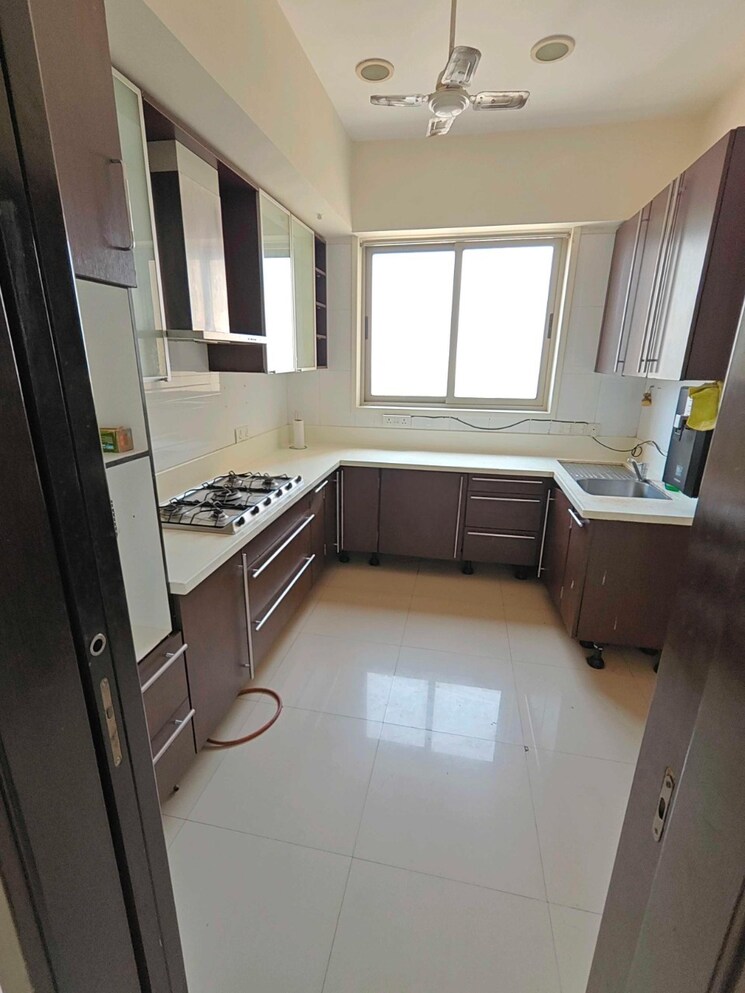 Kitchen, lodha-bellissimo 3 Bedroom 900 Sq.Ft. Apartment In Mahalaxmi Mumbai 8785548