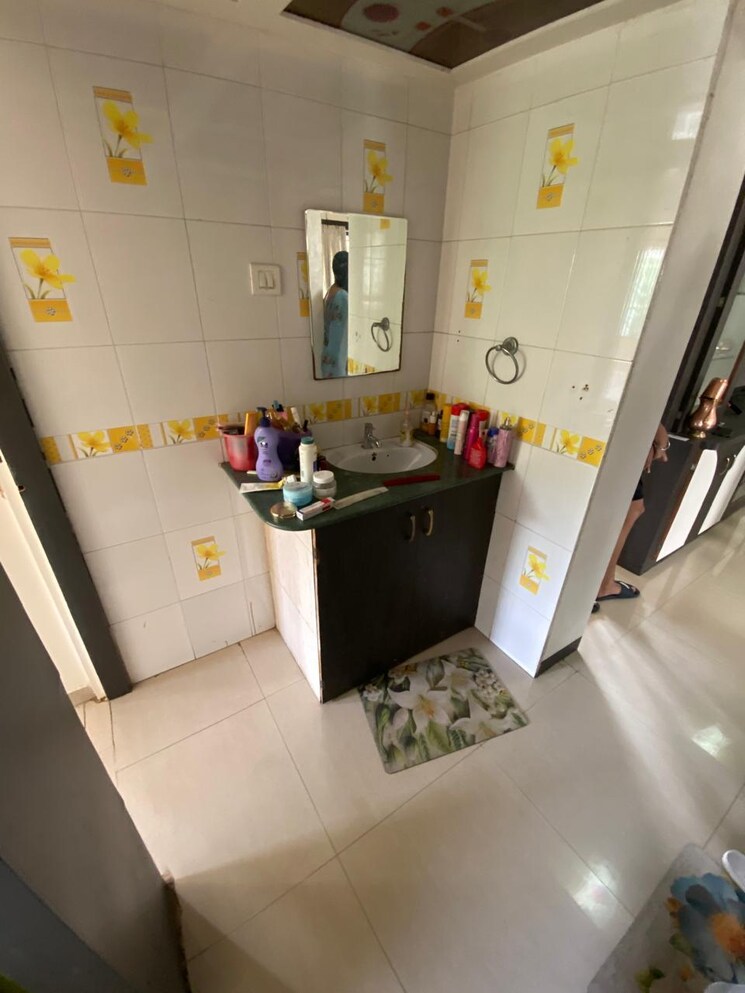 Master Bedroom, tejashree-chs-bhusari-colony 2 Bedroom 1000 Sq.Ft. Apartment In Bhusari Colony Pune 8785561