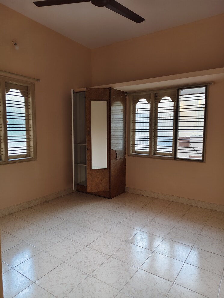 Room, indiranagar 1 Bedroom 550 Sq.Ft. Builder Floor In Indiranagar Bangalore 8785573