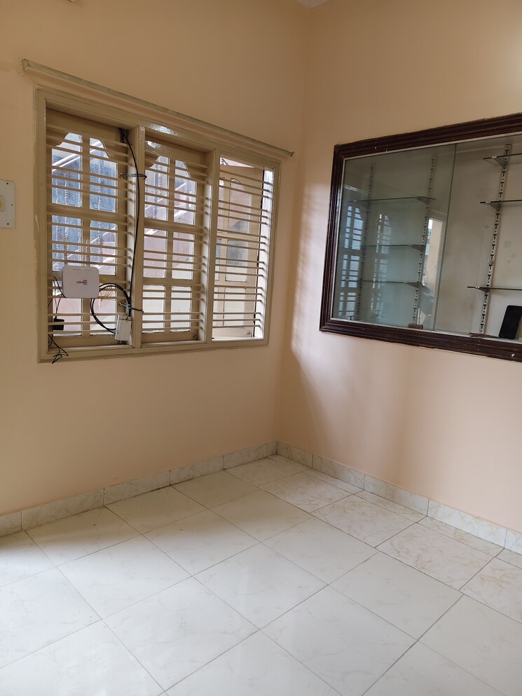 Room, indiranagar 1 Bedroom 550 Sq.Ft. Builder Floor In Indiranagar Bangalore 8785573