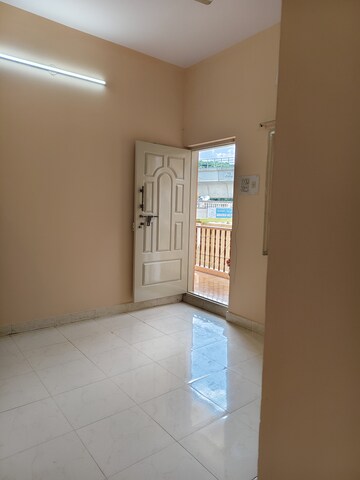 Room in 1 BHK Builder Floor at Indiranagar – for Rent
