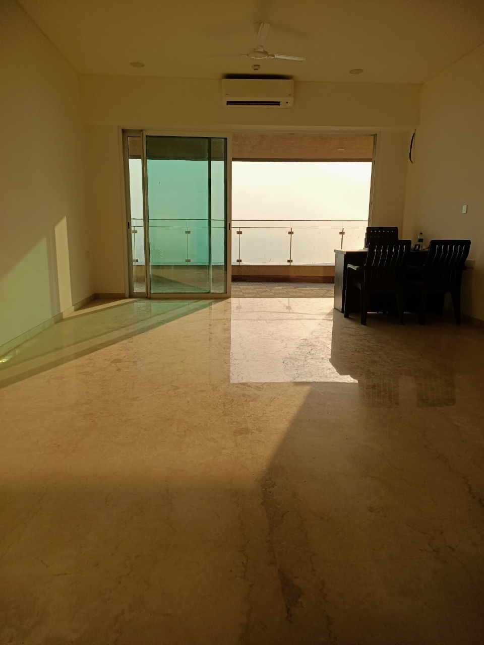 3 BHK + Pooja Room,Servant Room Apartment For Rent in Lokhandwala Minerva Mahalaxmi