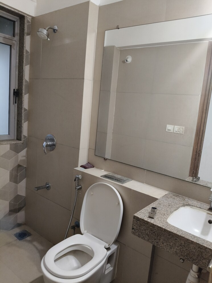 Bathroom, kalpataru-the-sunrise 2 Bedroom 530 Sq.Ft. Apartment In Kolshet Road Thane 8785599