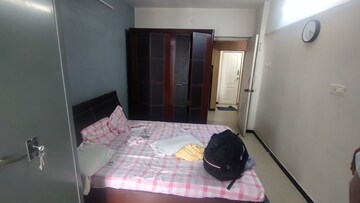 Bedroom in 1 BHK Apartment at Charkop - Sector 8 – for Rent