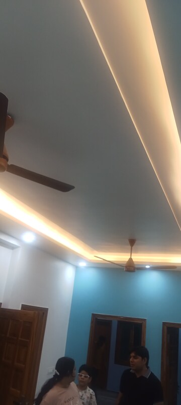  2 BHK Independent House at Delta I Greater Noida – for Rent