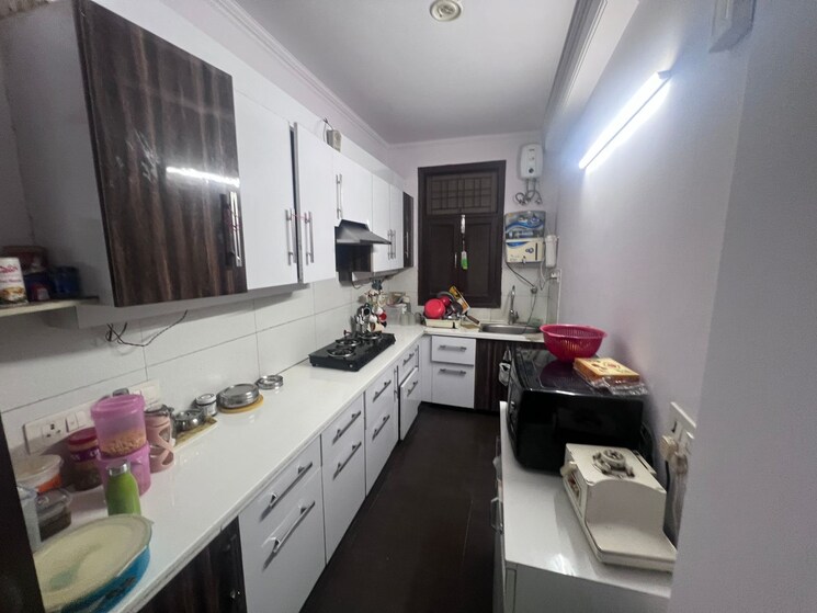 Kitchen, chandan hola 3 Bedroom 120 Sq.Yd. Apartment In Chandan Hola Delhi 8785647