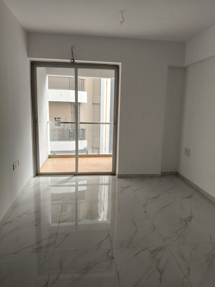 Room, dura-giriraj-sparsh 3 Bedroom 1396 Sq.Ft. Apartment In Naupada Thane 8785655