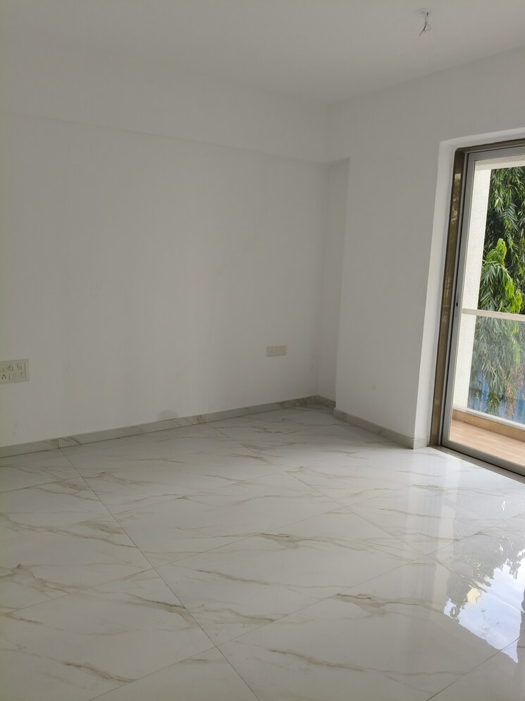 Room, dura-giriraj-sparsh 3 Bedroom 1396 Sq.Ft. Apartment In Naupada Thane 8785655
