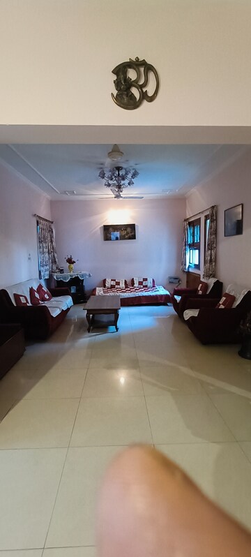 Living Room in 3 BHK Apartment at DDA Rosewood Apartments, Vasant Kunj – for Rent