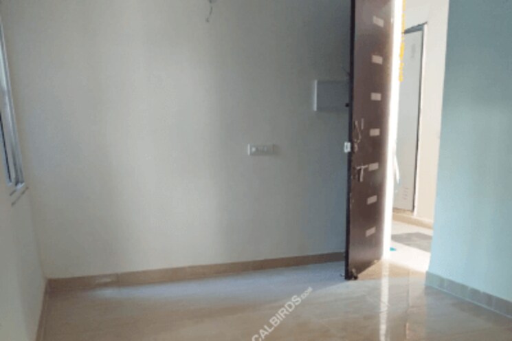 Room, sector 47 3 Bedroom 200 Sq.Mt. Independent House In Sector 47 Noida 8785688
