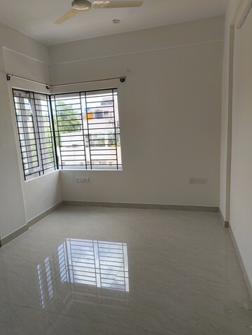 Room in 1 BHK Builder Floor at PSS Plaza, New Thippasandra – for Rent