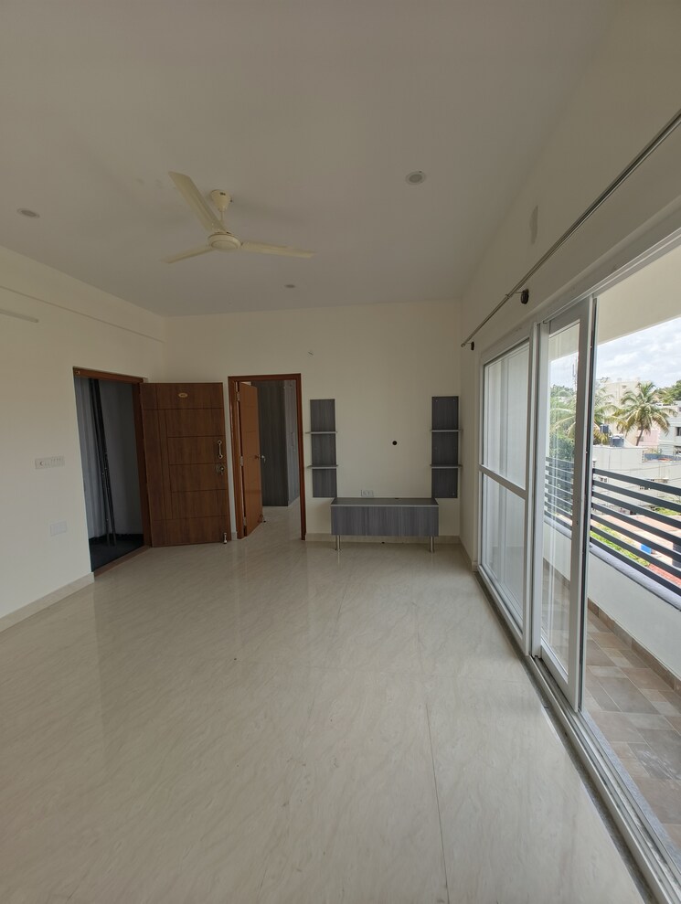 Room, mc-castle 1 Bedroom 750 Sq.Ft. Builder Floor In Indiranagar Bangalore 8785778