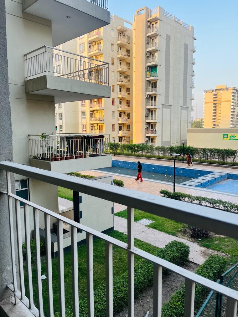 Balcony, international airport road 2 Bedroom 1050 Sq.Ft. Apartment In International Airport Road Zirakpur 8785776