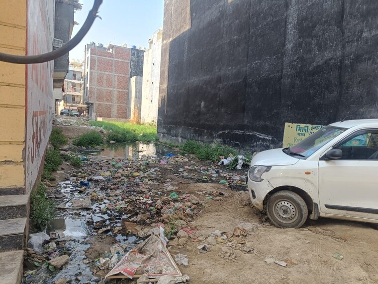 Exterior View, girp-society  110 Sq.Yd. Plot In Dlf Ankur Vihar Ghaziabad 8785766