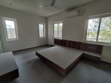 Room in 4 BHK Villa at Grand Boulevard, Gachibowli – for Rent