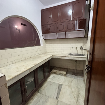 Kitchen in 2 BHK Builder Floor at Malviya Nagar – for Rent