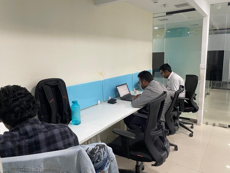 Team Area, jai-hind-commercial-centre Commercial Office Space in IT/SEZ 1200 Sq.Ft. In Lalbagh Lucknow 8785837