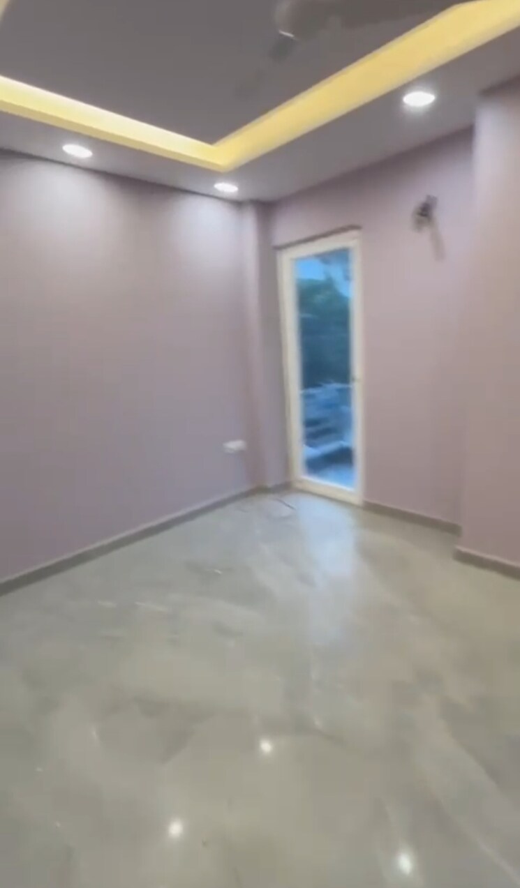 Room, patel nagar 2 Bedroom 1000 Sq.Ft. Builder Floor In Patel Nagar Delhi 8785846