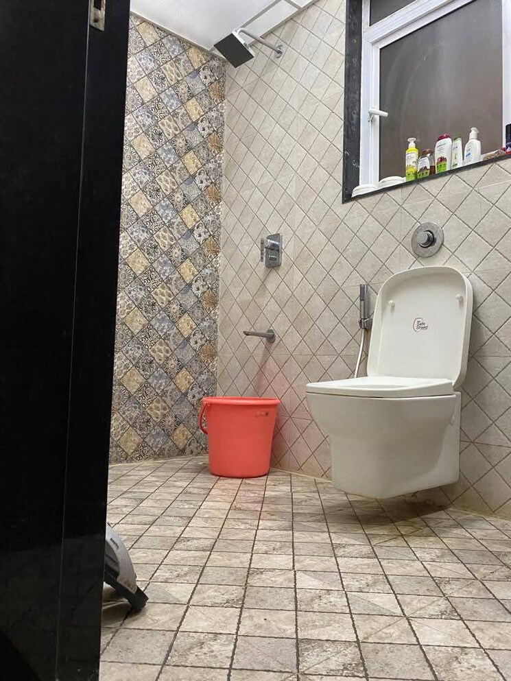 Bathroom, rahul-arcus 2 Bedroom 942 Sq.Ft. Apartment In Baner Pune 8785847