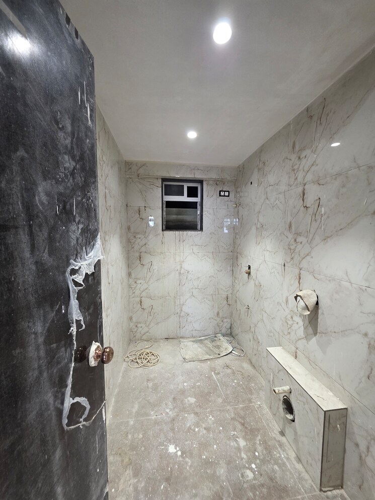 Bathroom, sumer-bay-view 1 Bedroom 610 Sq.Ft. Apartment In Mazgaon Mumbai 8785848
