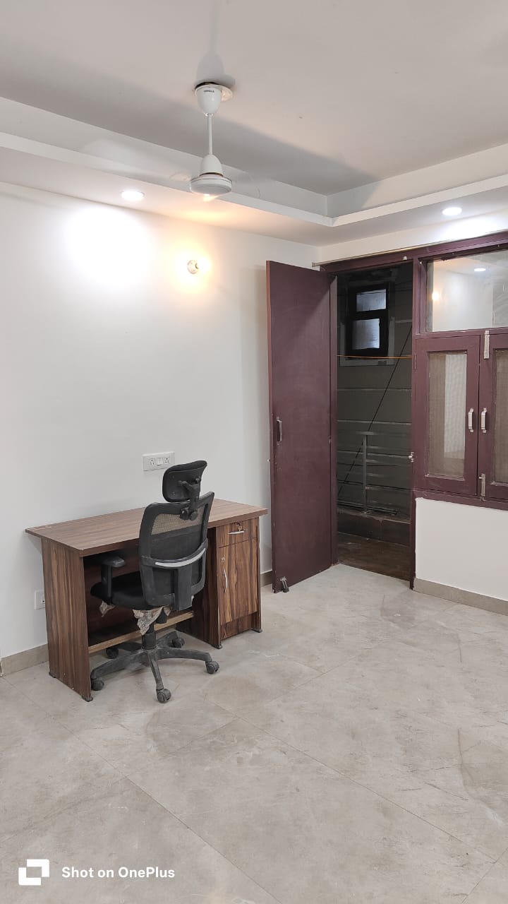 1 BHK Builder Floor For Rent in Ignou 