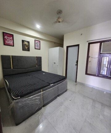 Bedroom in 1 BHK Builder Floor at Saket – for Rent