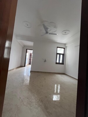 Room in 1 BHK Builder Floor at Saket – for Sale