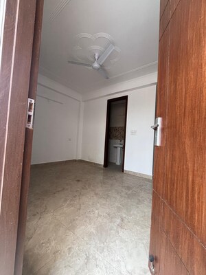 Room in 1 BHK Builder Floor at Saket – for Sale