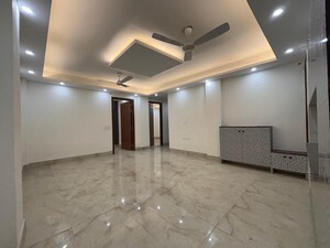 Living Room in 2 BHK Builder Floor at Saket – for Sale