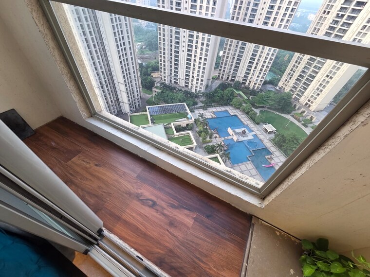 Balcony, one-hiranandani-park 2.5 Bedroom 942 Sq.Ft. Apartment In Ghodbunder Road Thane 8785892